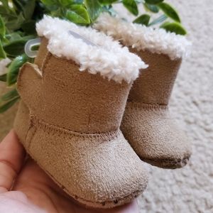 Carter's Sherpa Boots - Newborn
